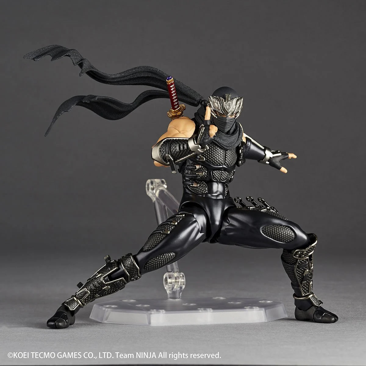 (PREVENTA) Ninja Gaiden Ryu Hayabusa Revoltech Amazing Yamaguchi Action Figure