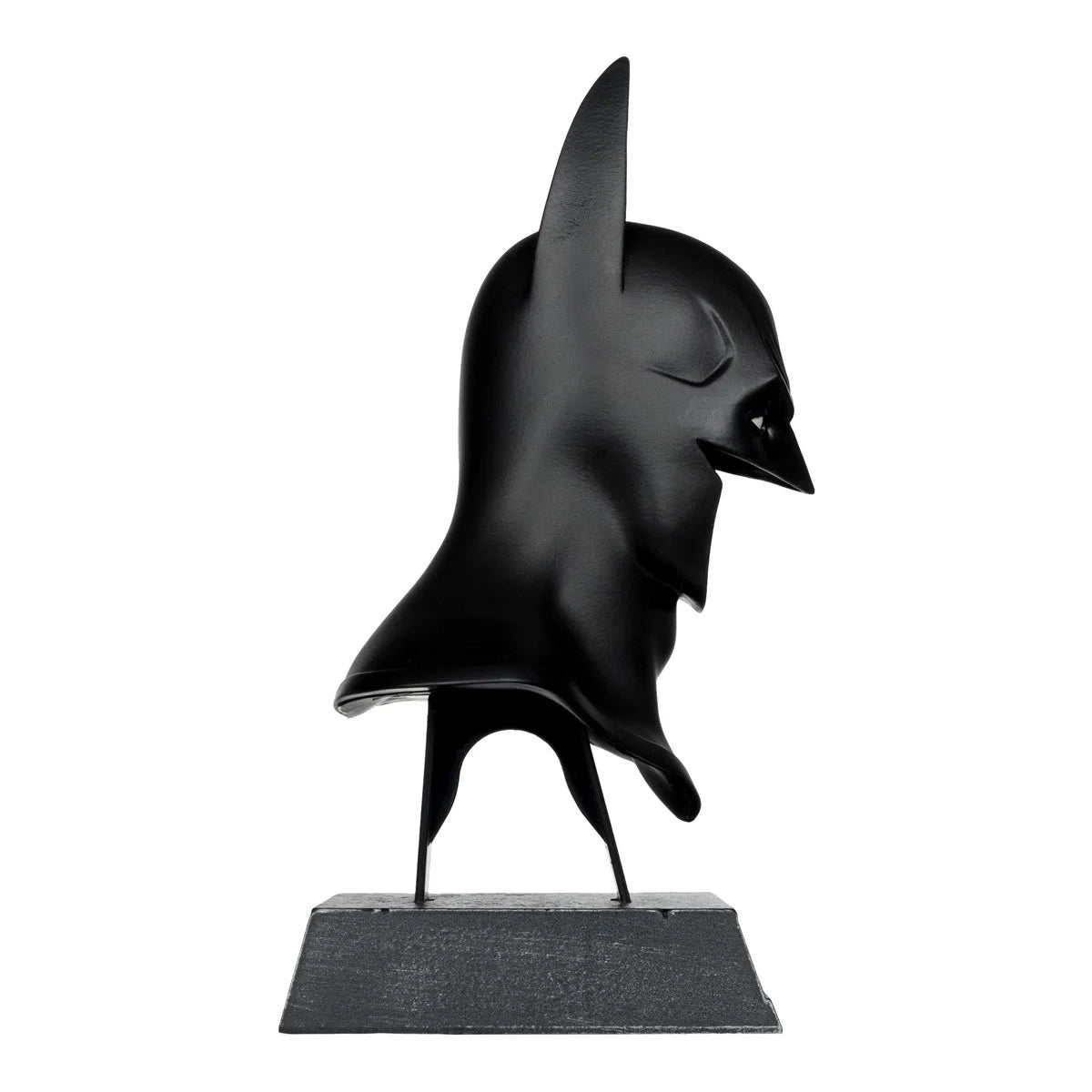 DC Direct Prop Replica Wave 3 Batman Arkham Asylum 1:3 Scale Cowl
