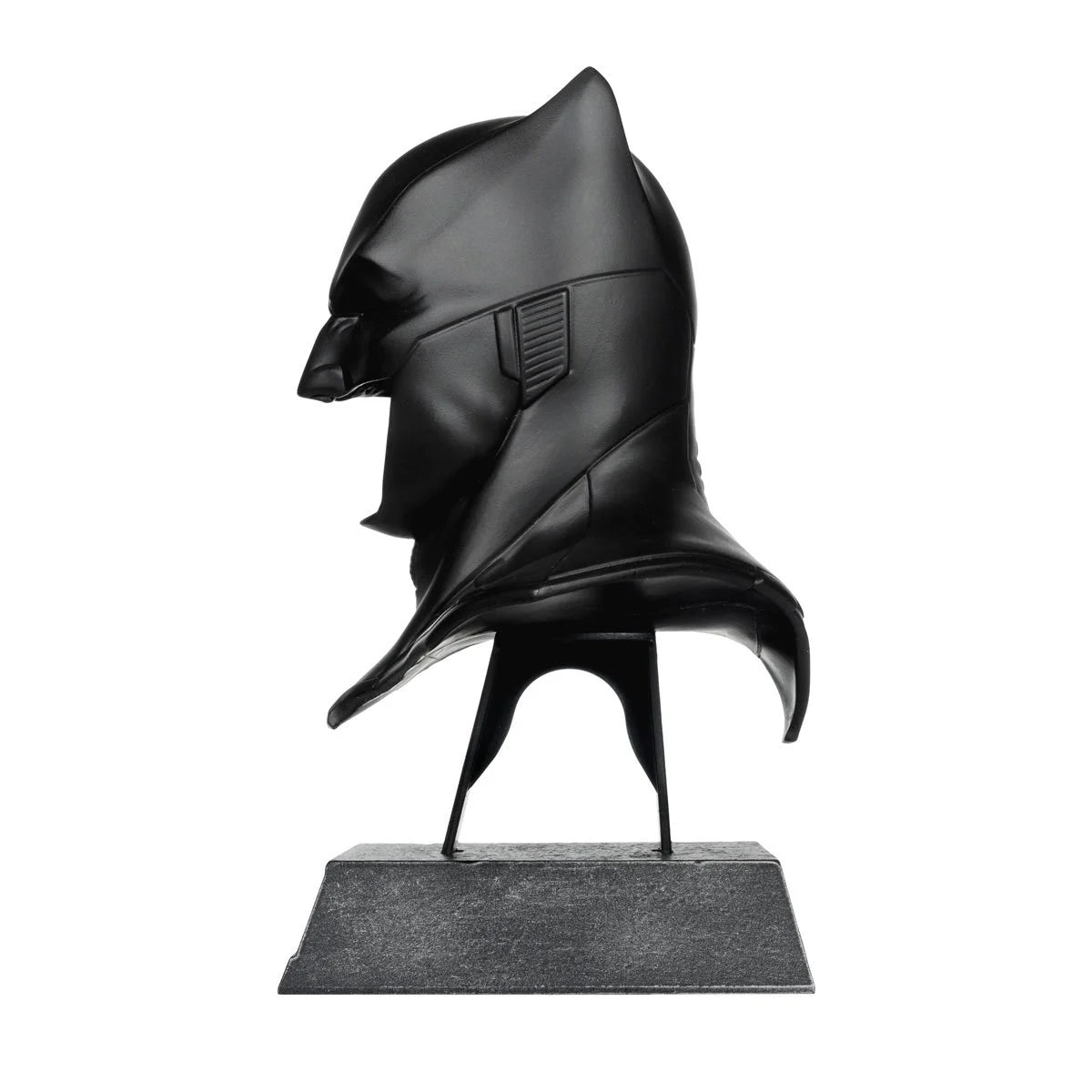 DC Direct Prop Replica Wave 3 Batman Justice League 1:3 Scale Cowl