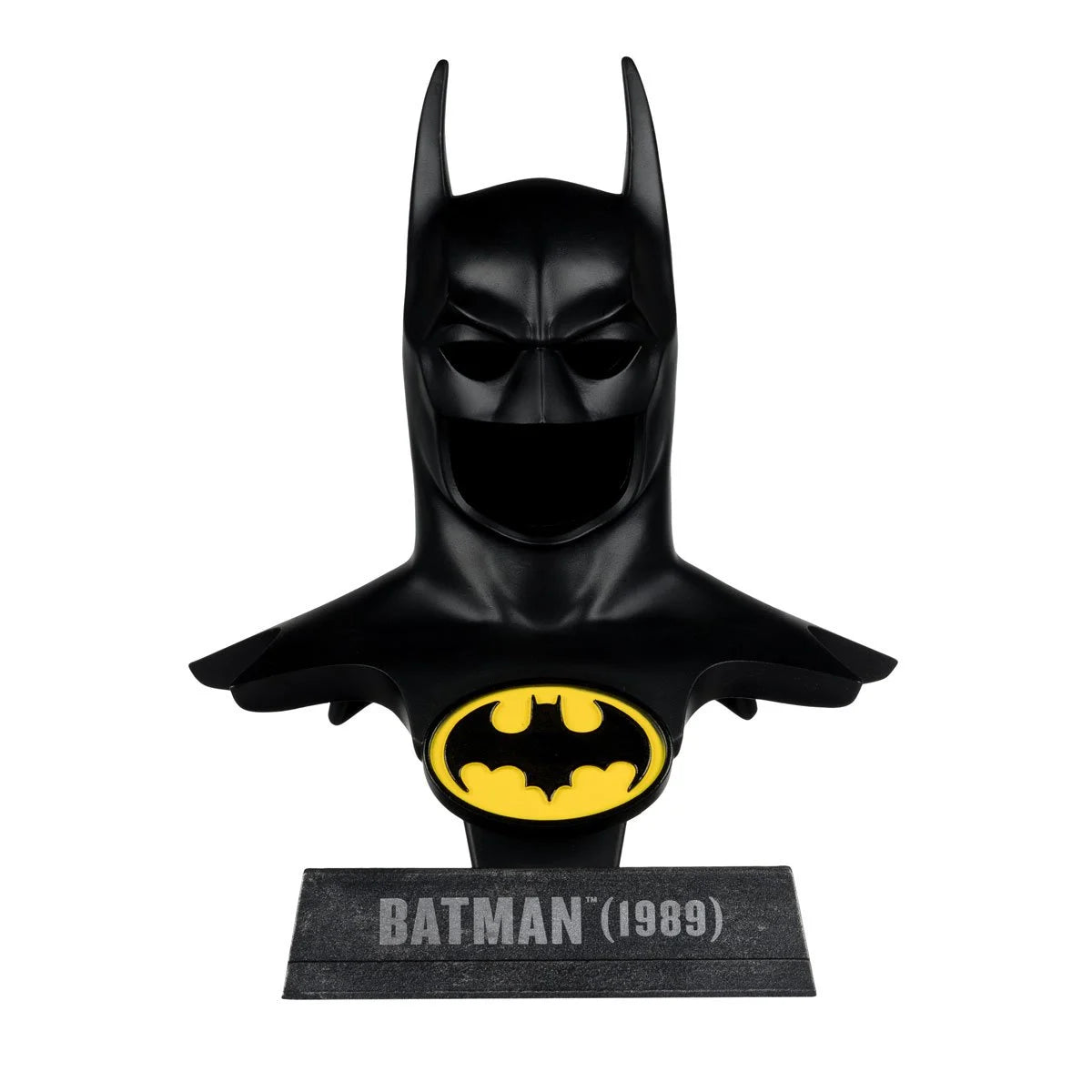 DC Prop Replica Wave 1 Batman 1989 1:3 Scale Cowl