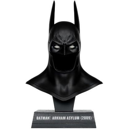 DC Direct Prop Replica Wave 3 Batman Arkham Asylum 1:3 Scale Cowl