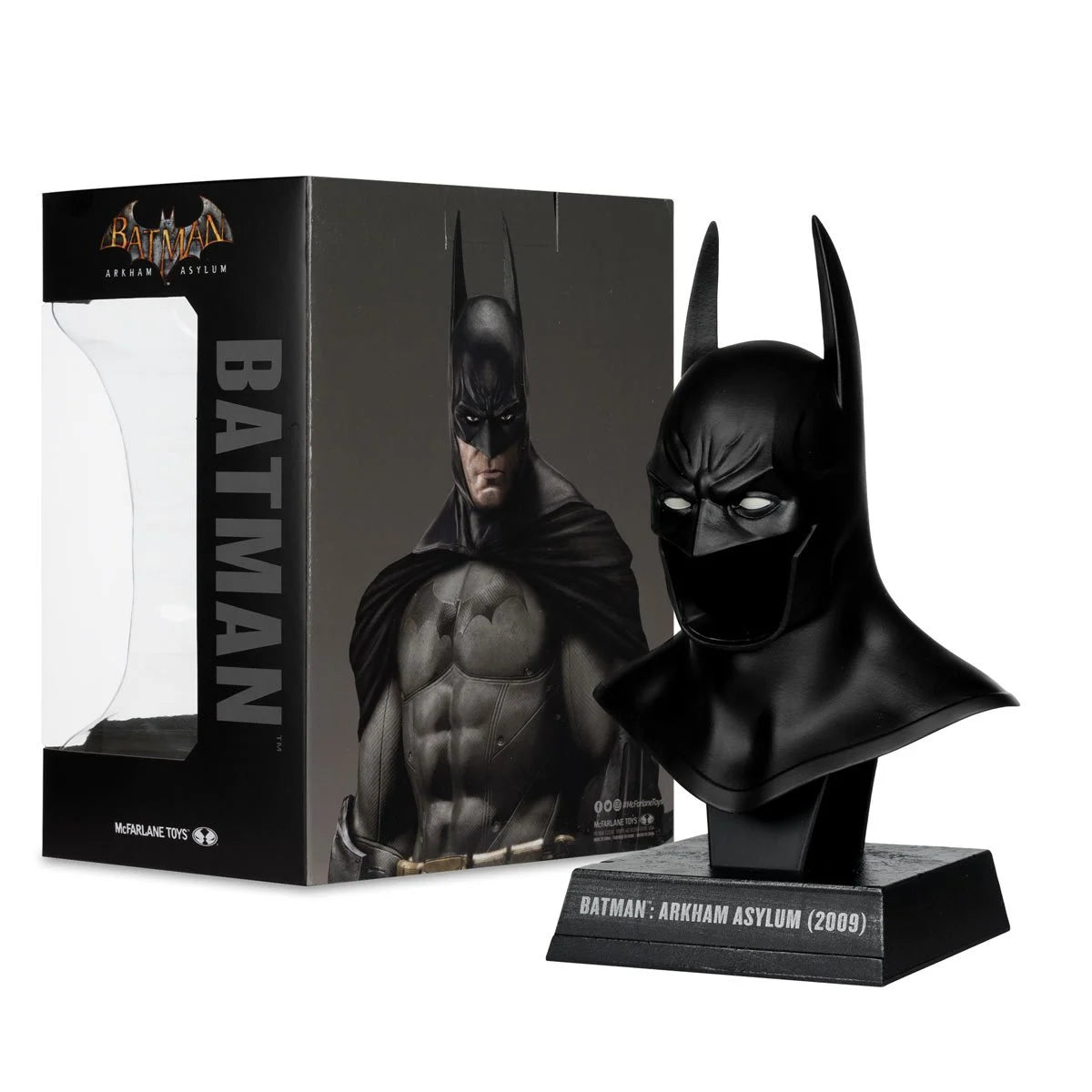DC Direct Prop Replica Wave 3 Batman Arkham Asylum 1:3 Scale Cowl