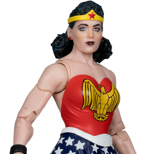(PREVENTA) DC Direct Page Punchers Wave 9 Wonder Woman (Wonder Woman #1) 7-Inch Scale Action Figure with Comic